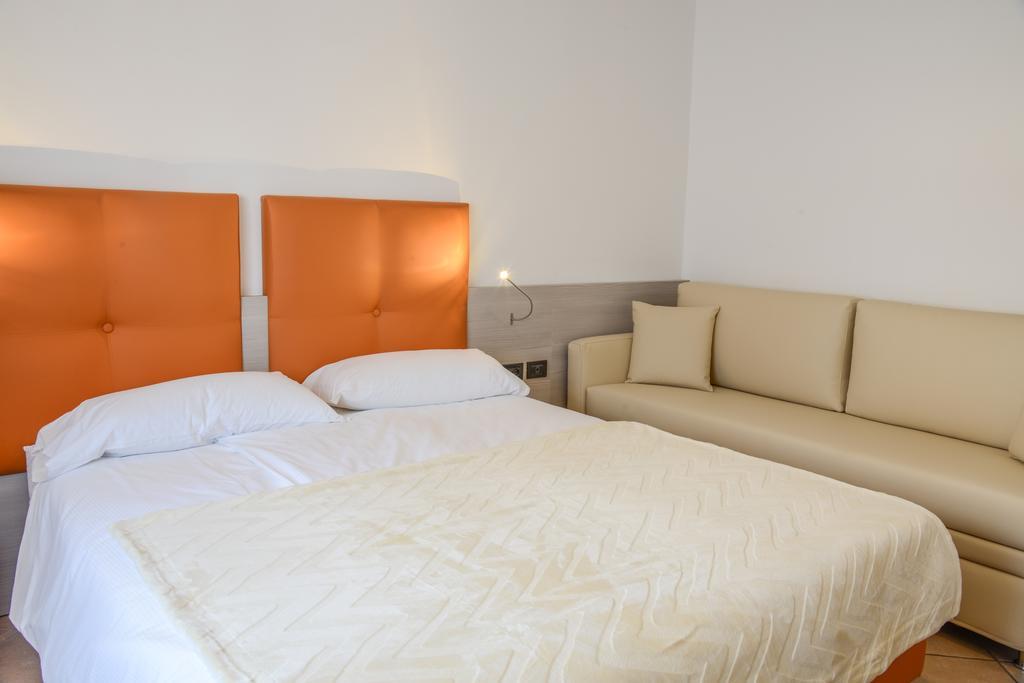 Residence Franca B&B Arco Room photo